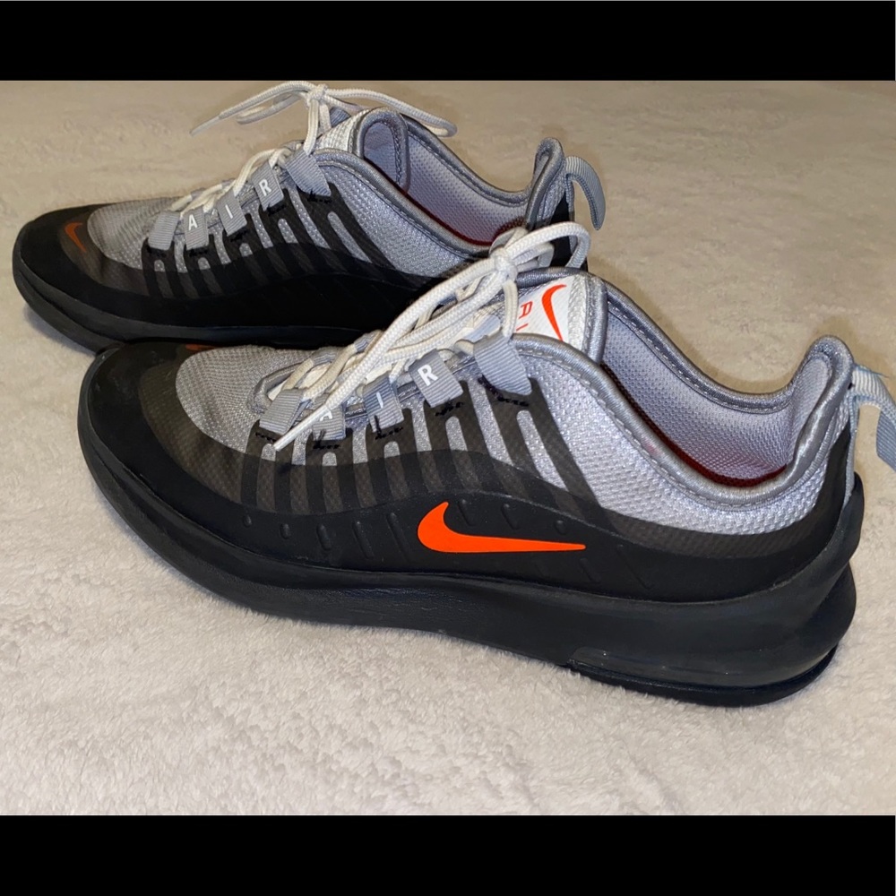 Nike Air Boys Athletic Shoes